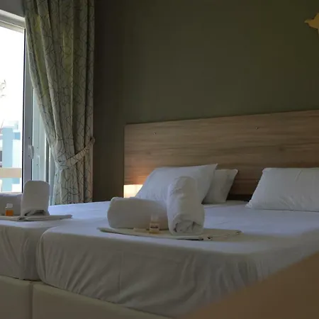 Family Homes Zaharias